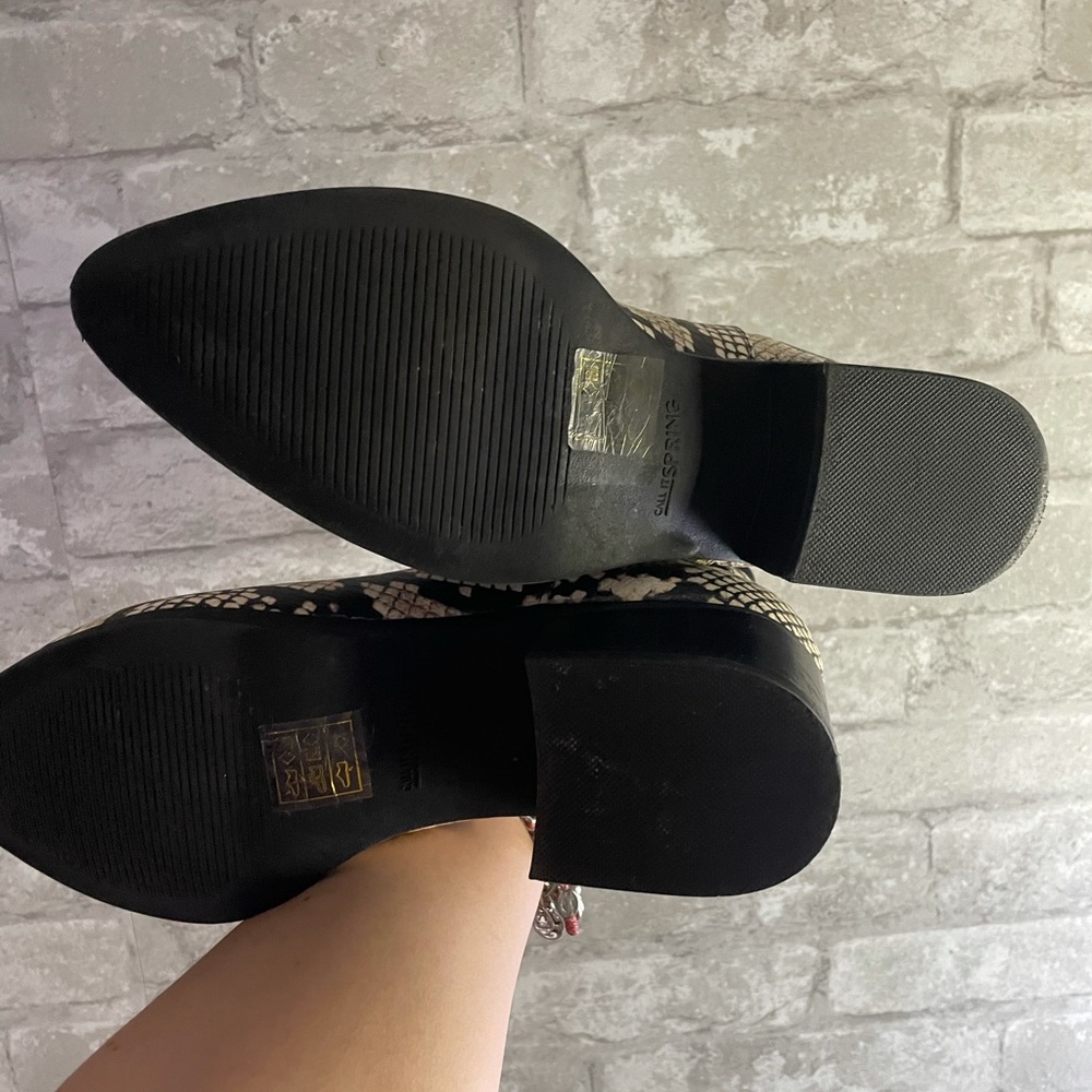 Call Spring Booties - Picture 3 of 3